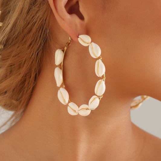 Women's Exaggerated Geometric Big Circle Shell Earrings